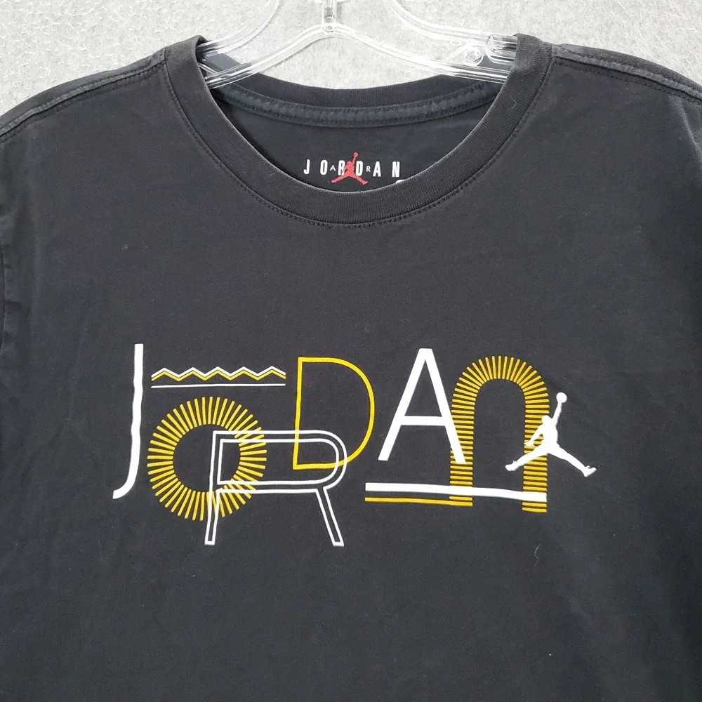 Air‎ Jordan Men Shirt Medium Black Logo Graphic Print Standard Fit Crew Neck Tee